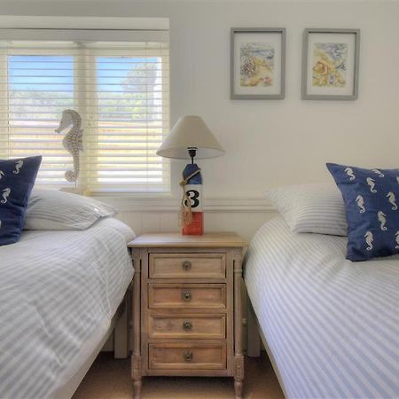 Seahorse Apartment Lyme Regis Exterior photo